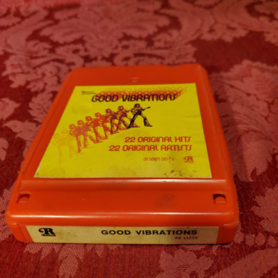 Good Vibrations, 22 Original Hits (Ronco)