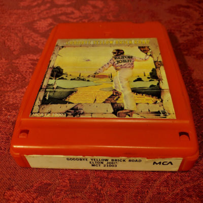 Elton John, Goodbye Yellow Brick Road