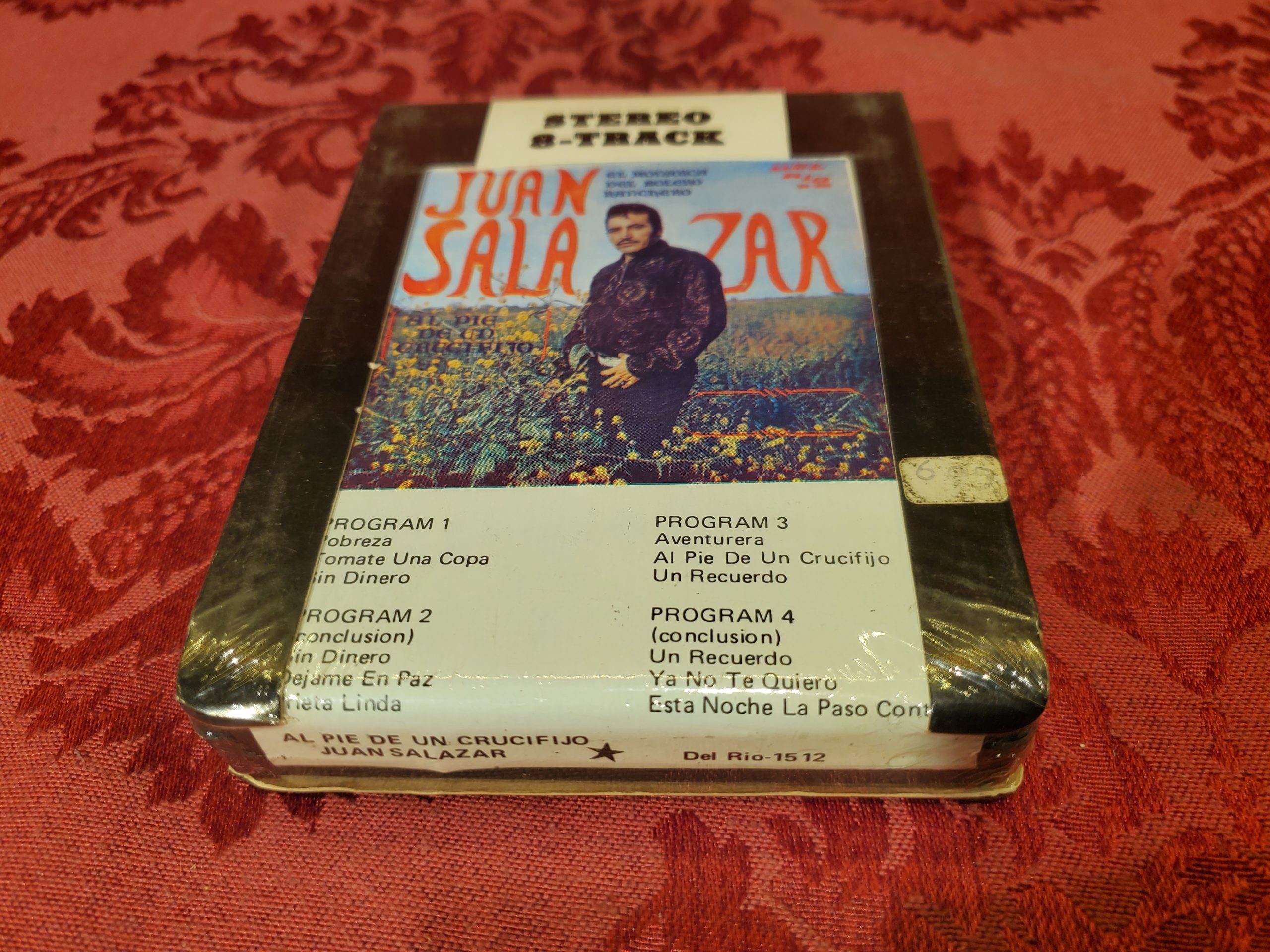 Juan Salazar, Al Pie De Un Crucifijo (SEALED)