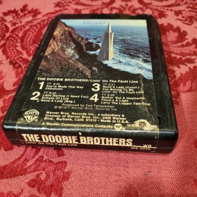 Doobie Brothers, Livin' On The Fault Line