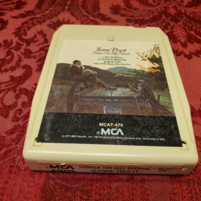 Jeanne Pruett, Honey On His Hands