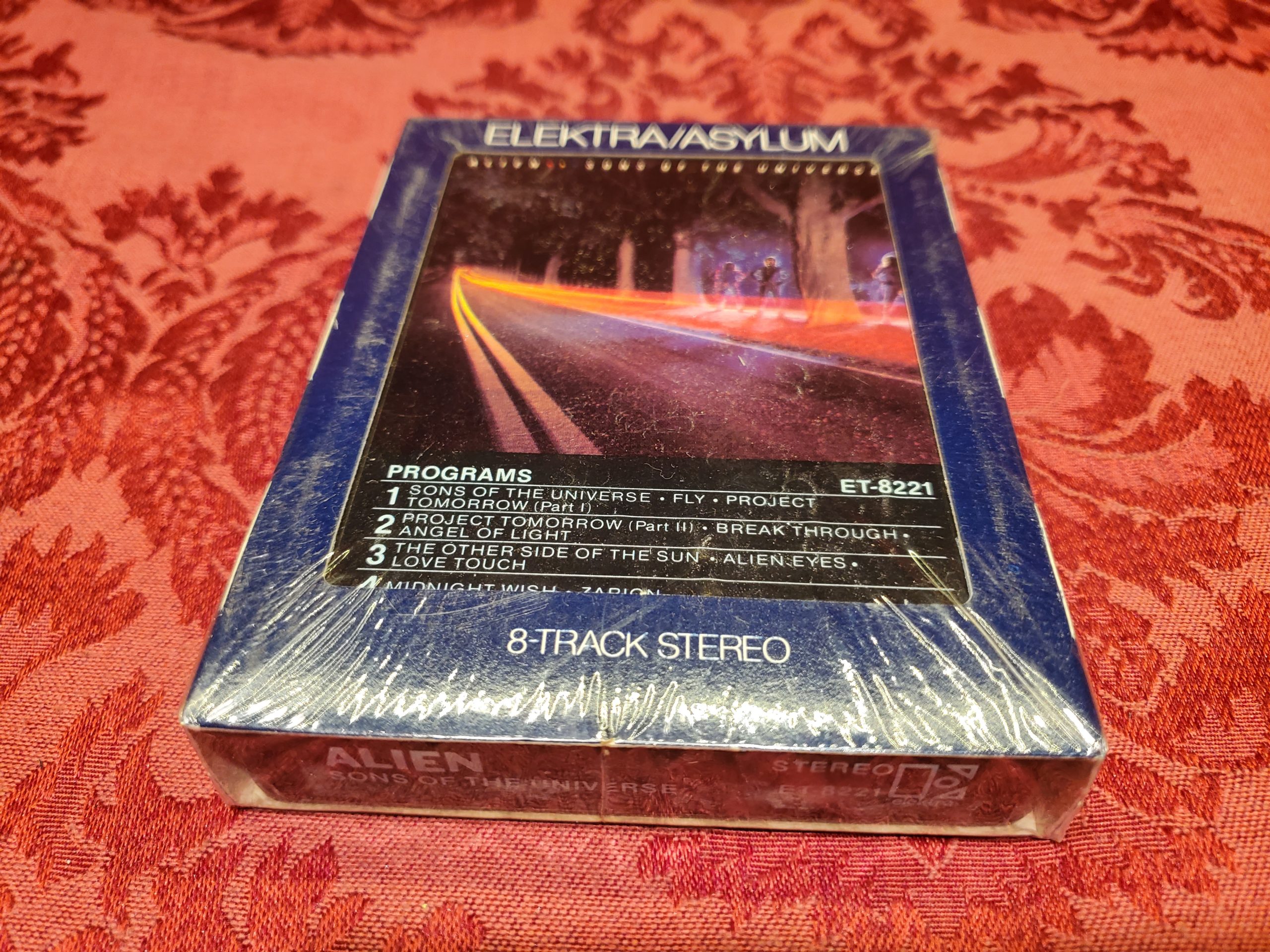 Alien, Sons Of The Universe