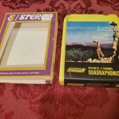 Mantovani, Plays Music / Exodus & Other Great Themes (QUAD)