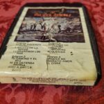 Richard & The Sun Demons, Ni En Defensa Propia