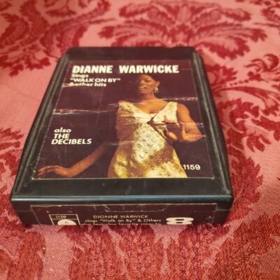 Dionne Warwick, Sings Walk On By & Other Hits