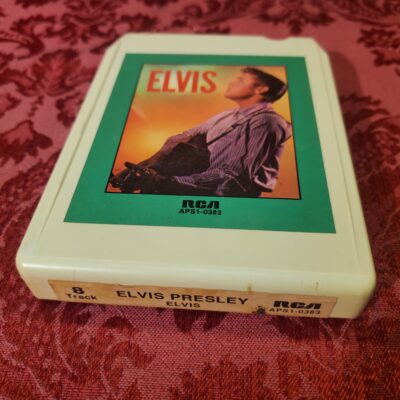 Elvis Presley, Elvis (self titled) (version 1)