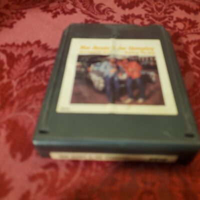 Moe Bandy & Joe Stampley, Just Good Ol' Boys Feat Hold The Bag