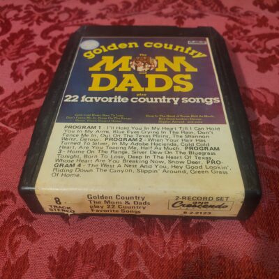 Mom & Dads, Play 22 Country Favorite Songs