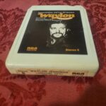 Waylon Jennings, Lonesome On'ry & Mean