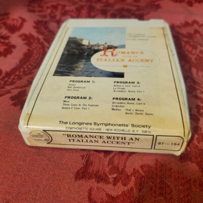 Italian Accent, Romance