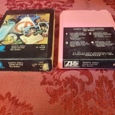 Daryl Hall / John Oates, War Babies