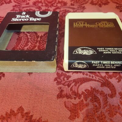 Daryl Hall & John Oates, Past Times Behind