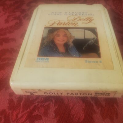 Dolly Parton, New Harvest First Gathering