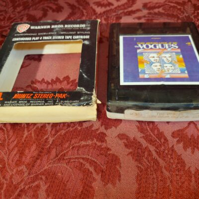 Vogues, Turn Around Look At Me (4-TRACK)