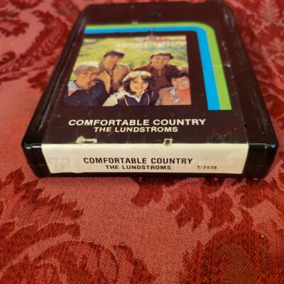 Lundstroms, Comfortable Country