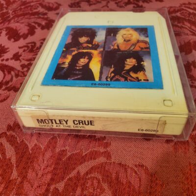 Motley Crue, Shout At The Devil