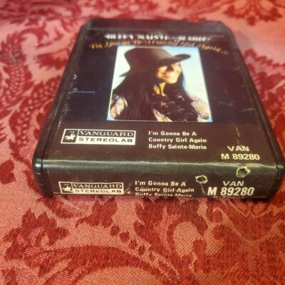 Buffy Sainte-Marie, I'm Gonna Be A Country Girl Again