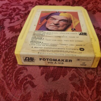 Fotomaker, vis-à-vis