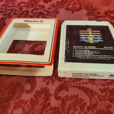 Larry Elgart & His Manhattan Orchestra, Hooked On Swing