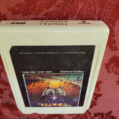 Tomita, Kosmos