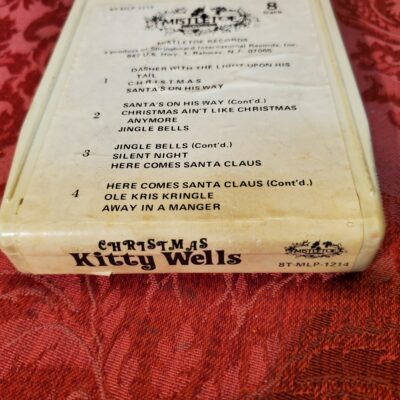 Kitty Wells, Christmas With