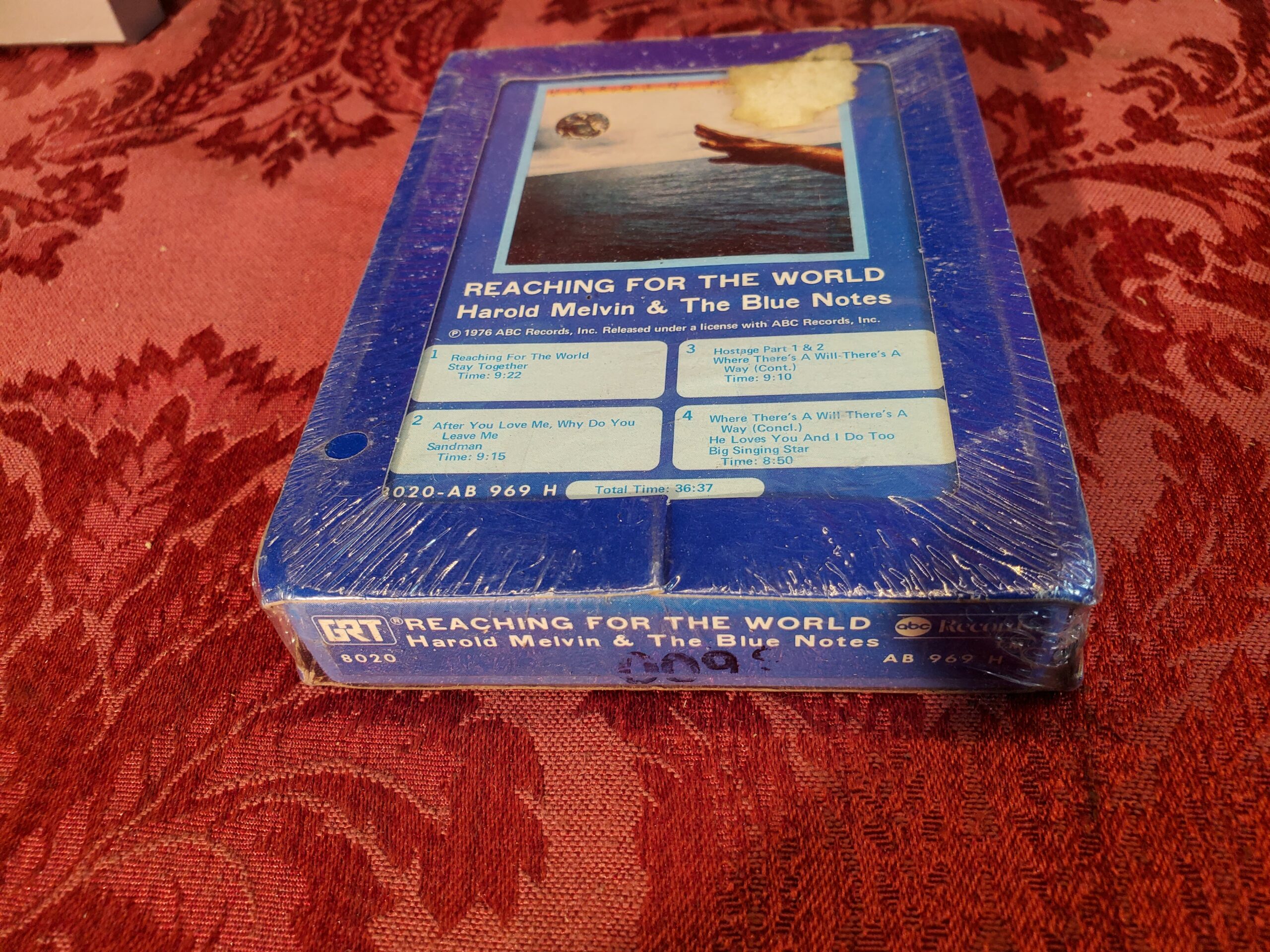 Harold Melvin & Blue Notes, Reaching For The World, (SEALED)